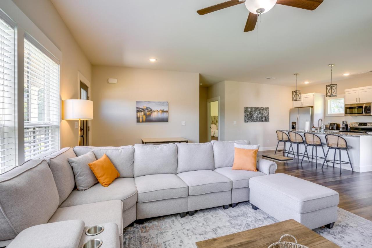 Scenic Mtn Retreat w/ Wooded Backyard + Fire Pit! - Ferienwohnung Chattanooga