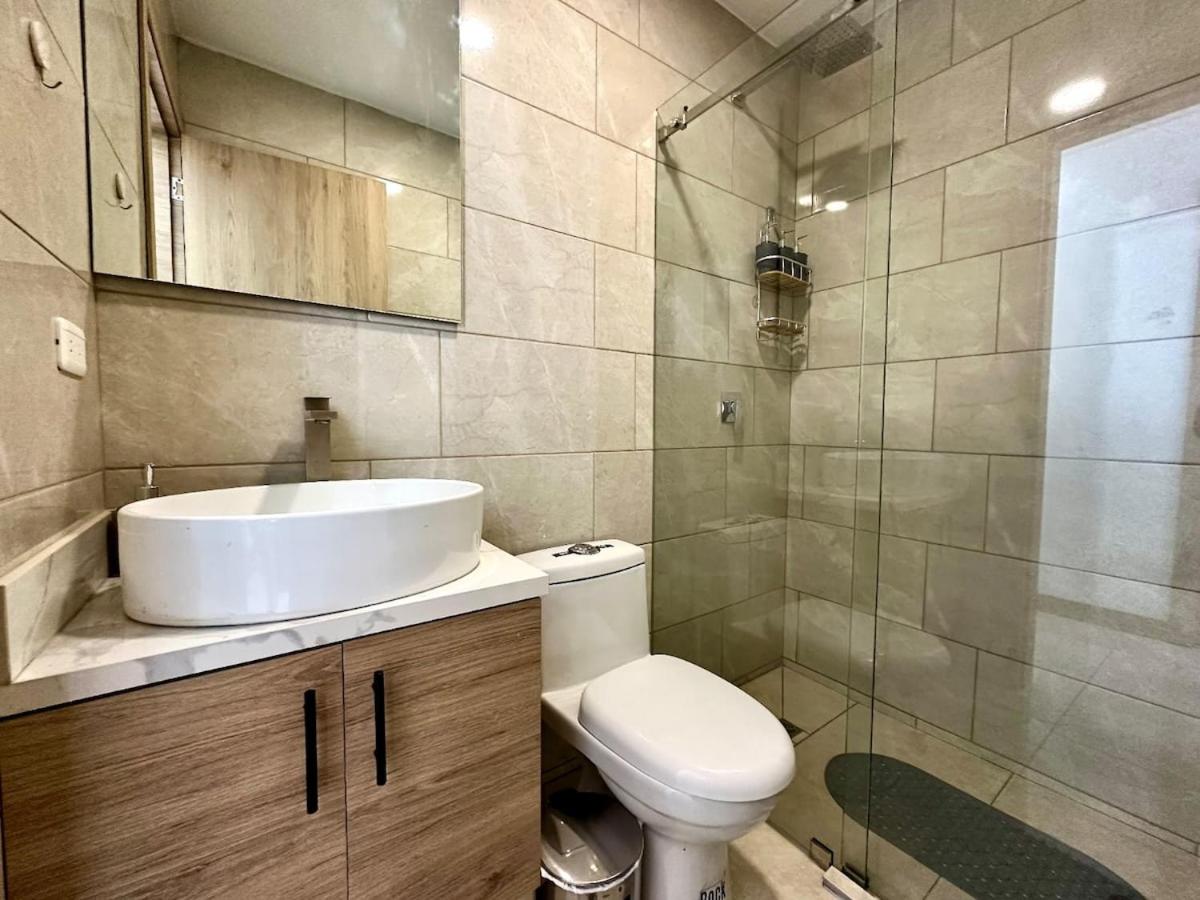 Suite amoblada al norte de Quito - B&B Quito
