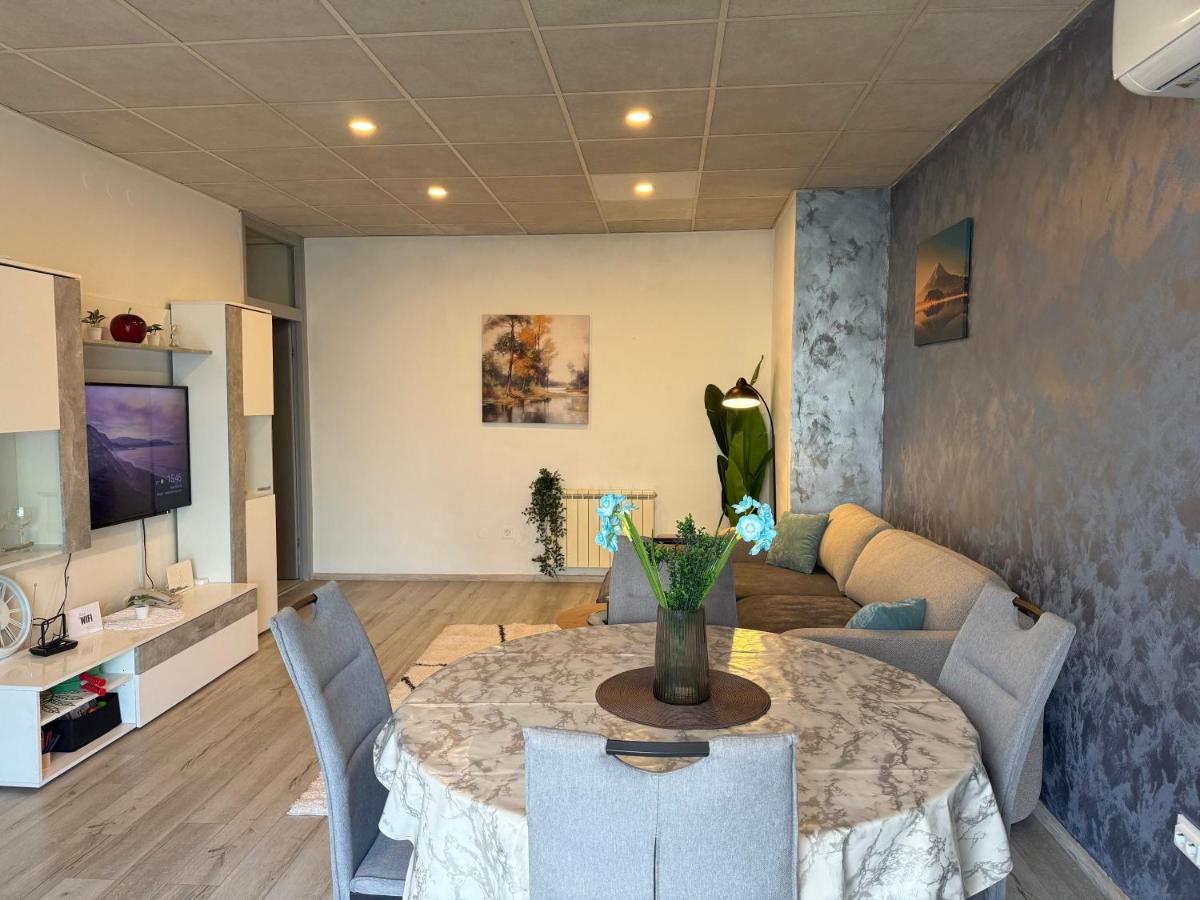 Hugo s home, apartman blizu bazena i bolnice - B&B Krapinske Toplice