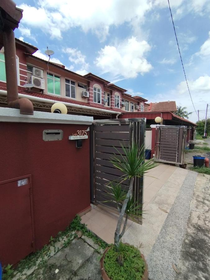 Homestay LA Kota Bharu - B&B Kota Bharu