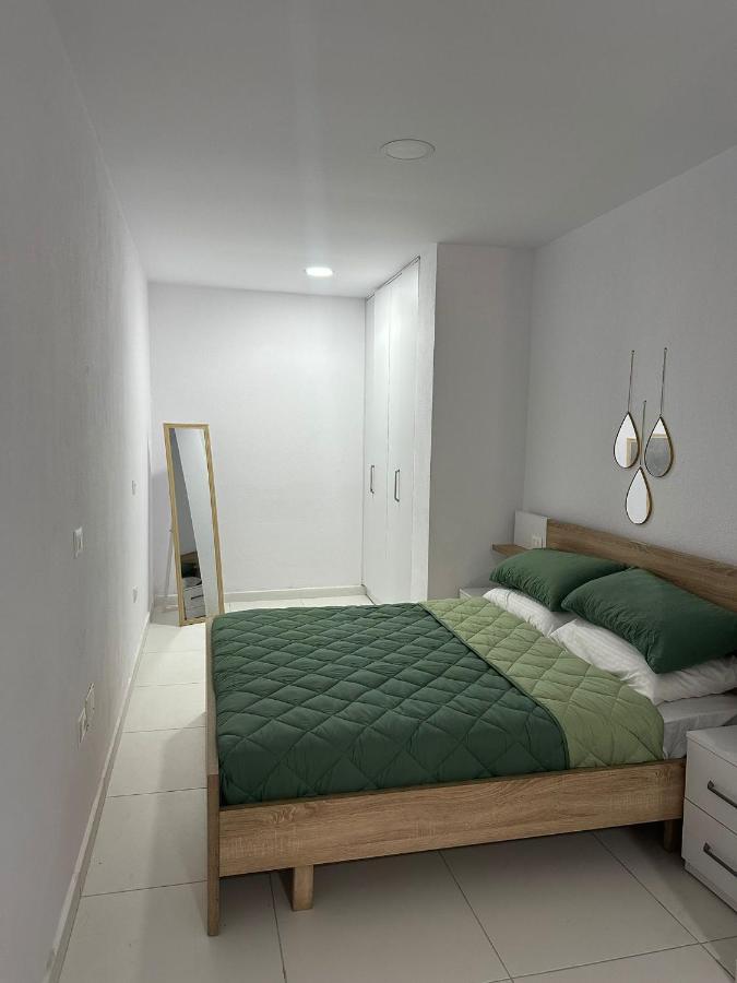 Mane Studio Apartment - Bed and Breakfast Golem