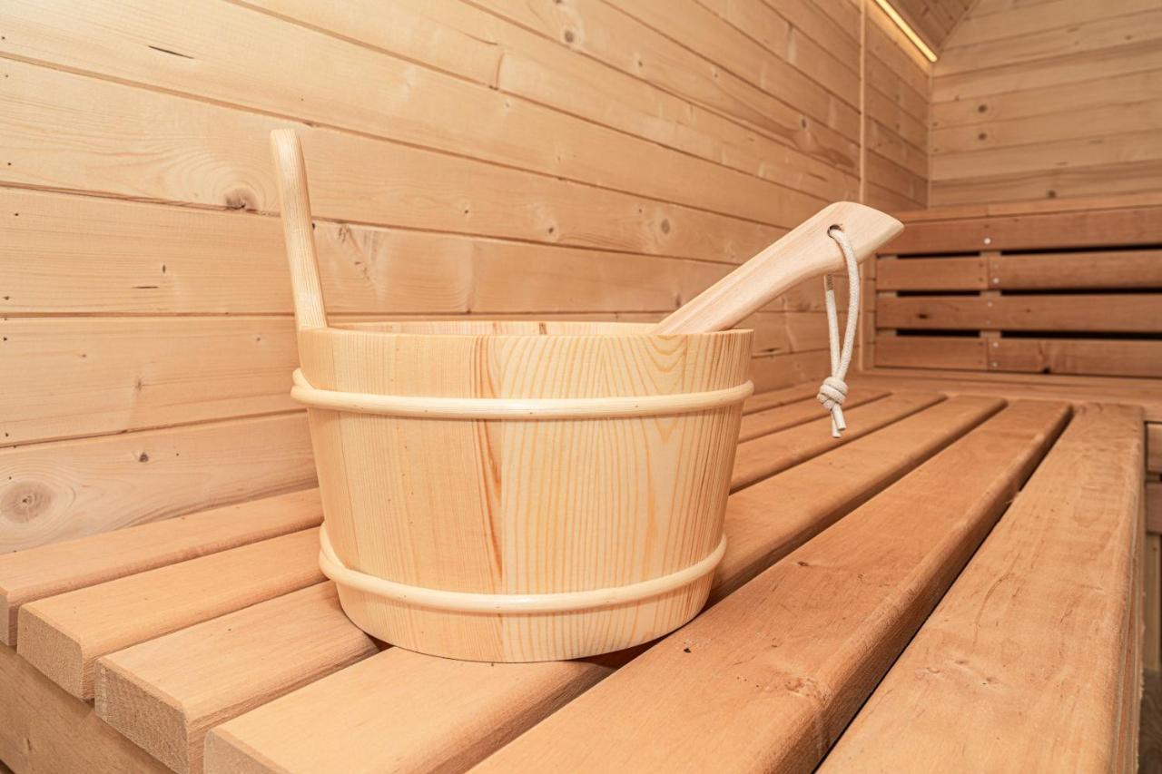 Dwupoziomowy apartament TARASY NA GIEWONT Sauna&Jacuzzi - B&B Kościelisko