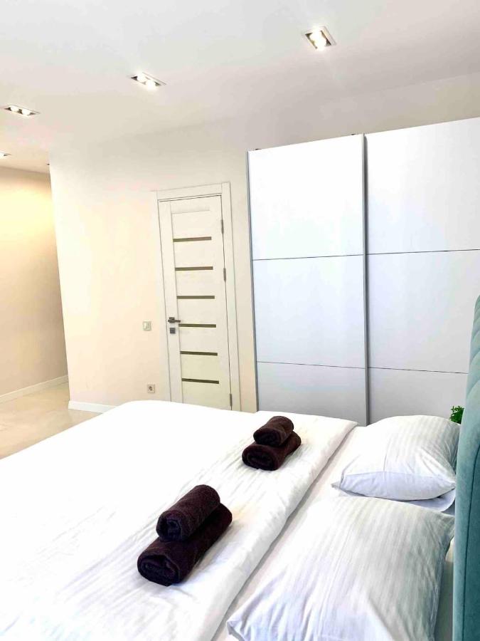 Квартира в центрі в новобудові - B&B Lviv
