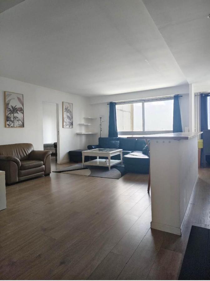 4 bedrooms, La Défense, 5 min walk to metro - Bed and Breakfast Courbevoie