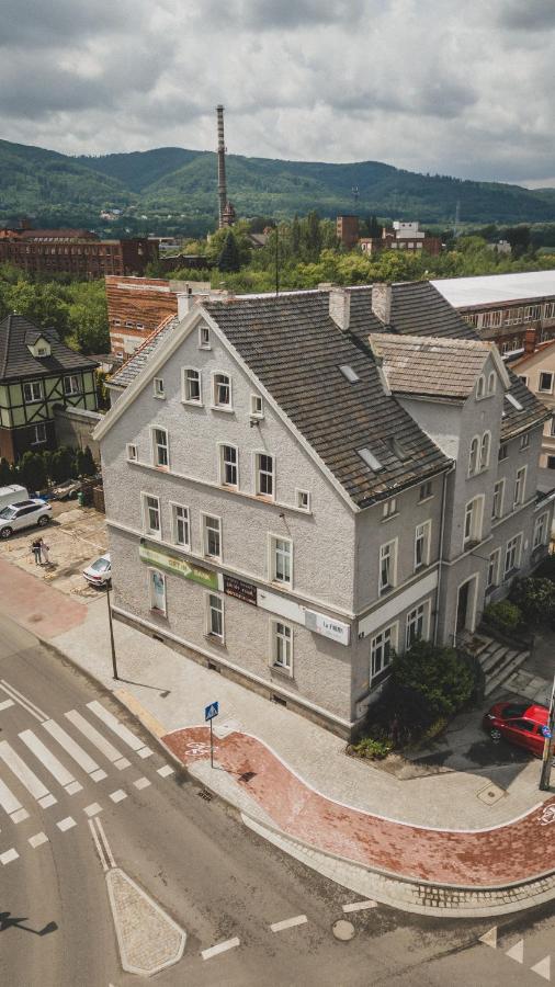 LUNA apartamenty - słoneczny apartament nr 6 - Góry Sowie - Jezioro - Chambres d'hôtes Bielawa