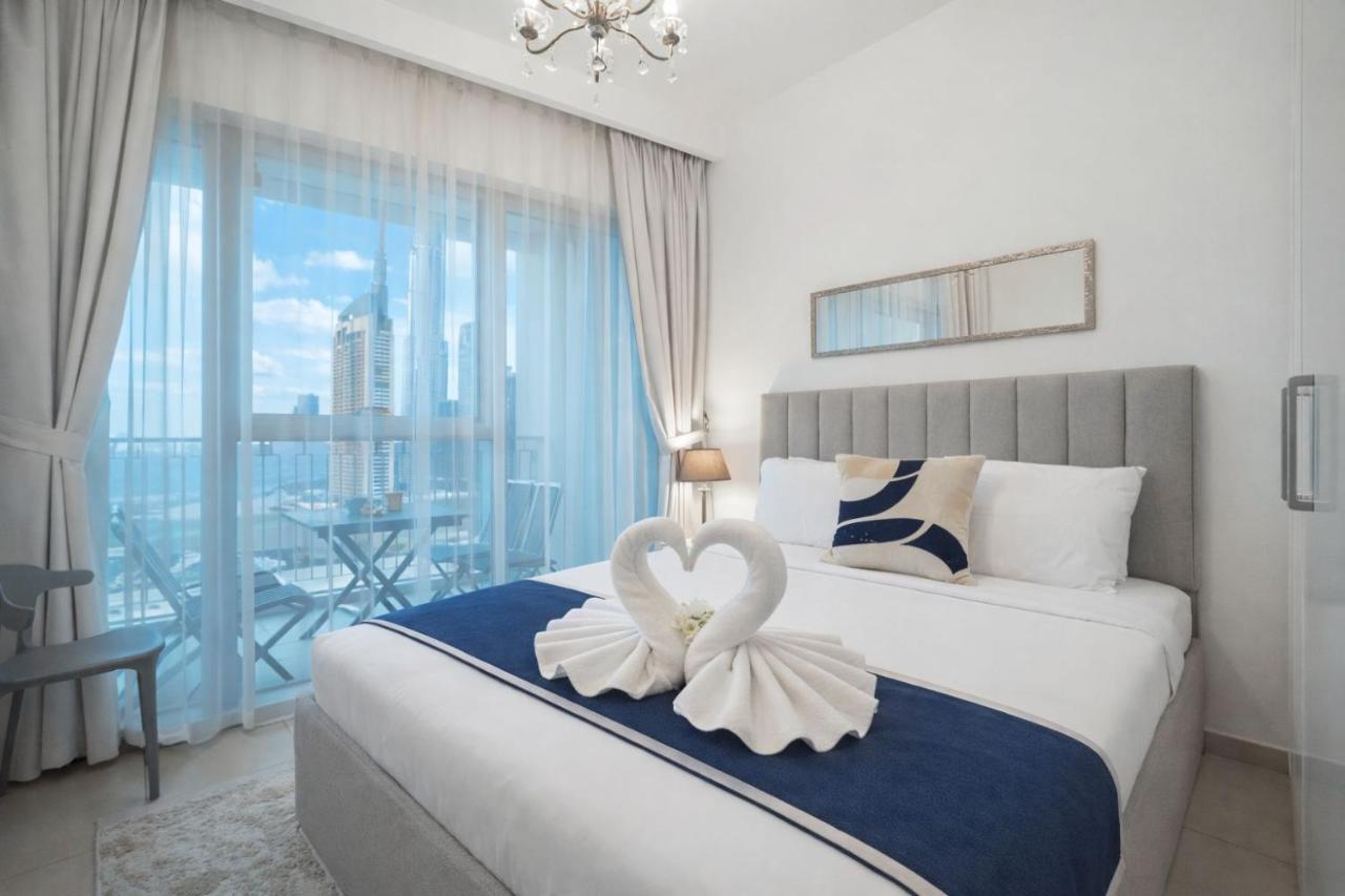 Vacay Lettings - Premium 2BHK, Burj Khalifa View, Downtown Dubai - B&B Dubai