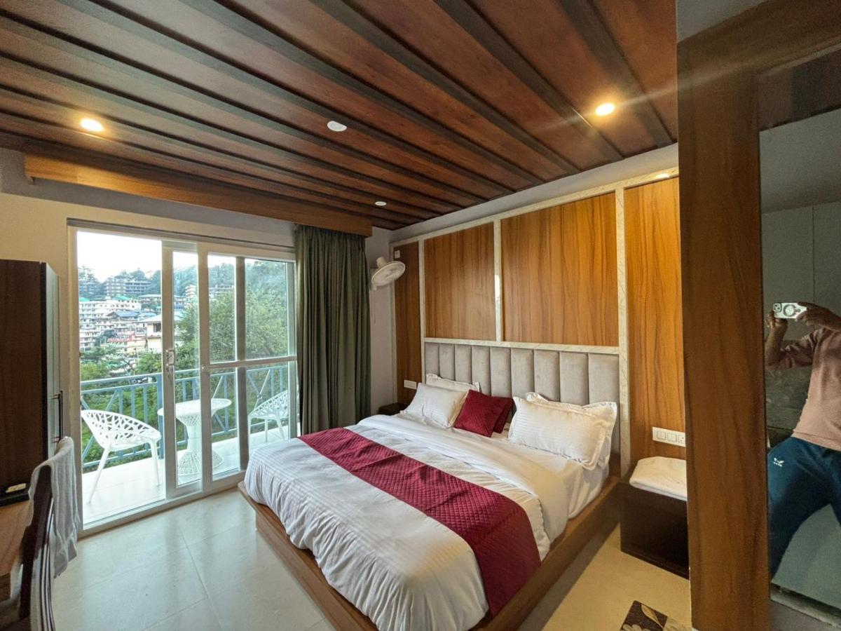 Lucky Home Stay, Free WiFi Kitchen Balcony In Dharamshala - Chambres d'hôtes Dharamsala