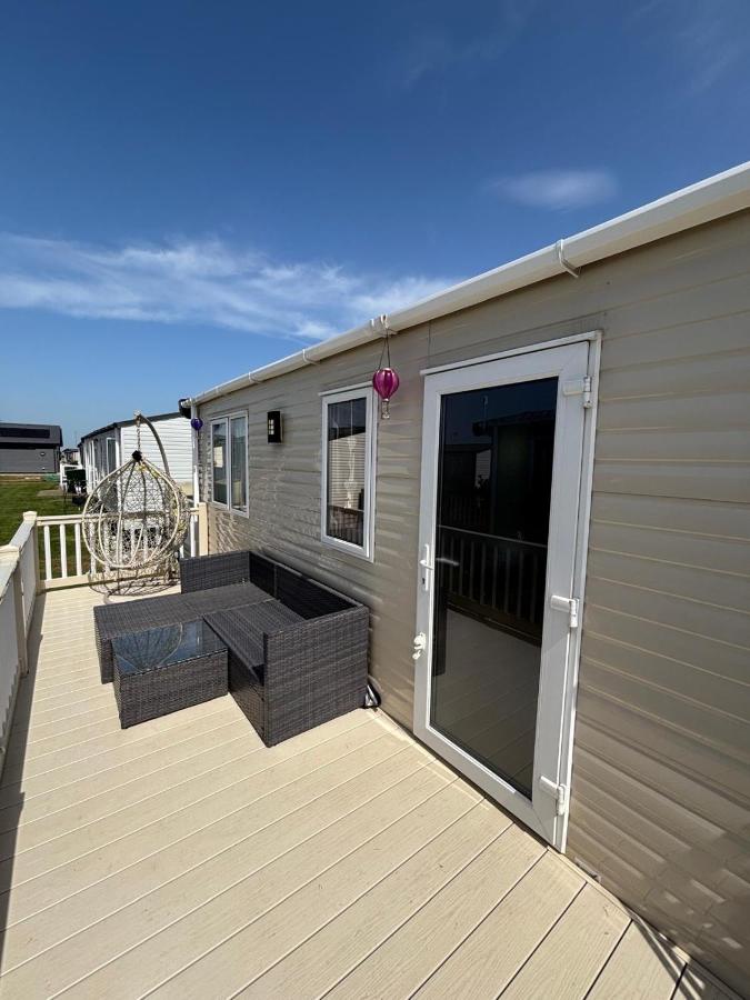 3 Bedroom Family friendly - Seaview Holiday Park - B&B Chestfield
