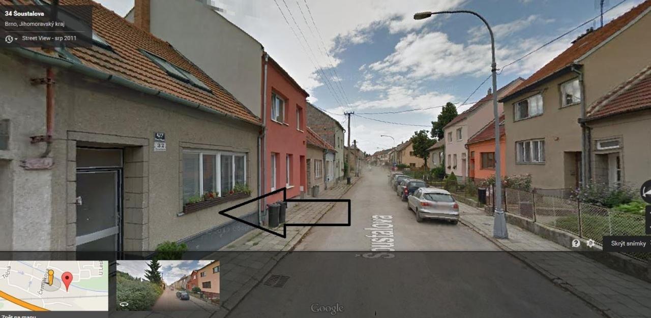 Big spacious family house Šoustalova street by HifiKlubBrno - Chambres d'hôtes Lískovec