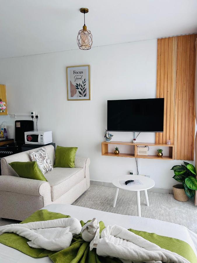 Lynne’s Cozy studio - Chambres d'hôtes Nairobi