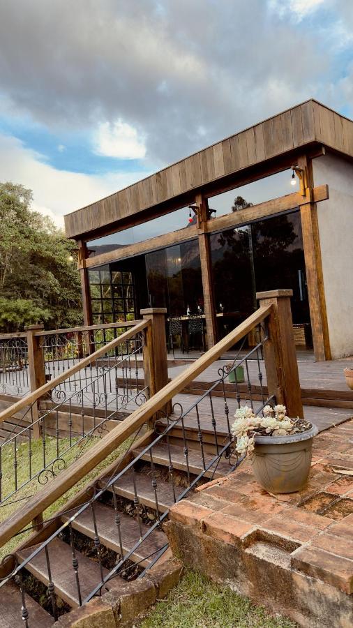Casa Paineira Pedra Azul - Chambres d'hôtes Domingos Martins