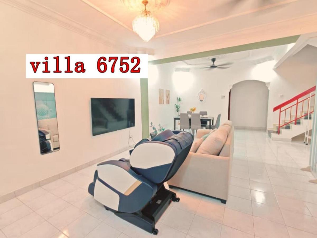 Area Bandar Putra Kulai 4-6BR near AEON IOI Airport - Chambres d'hôtes Kulai