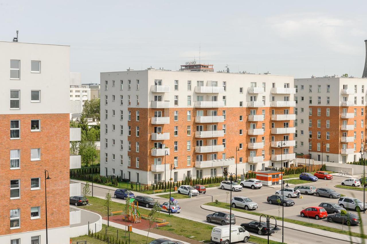 Lumina I Lux 2BR Apartment with Parking I Balcony - Chambres d'hôtes Łódź