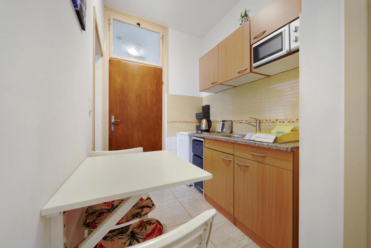 Two-Bedroom Apartment with Terrace (4 Adults)