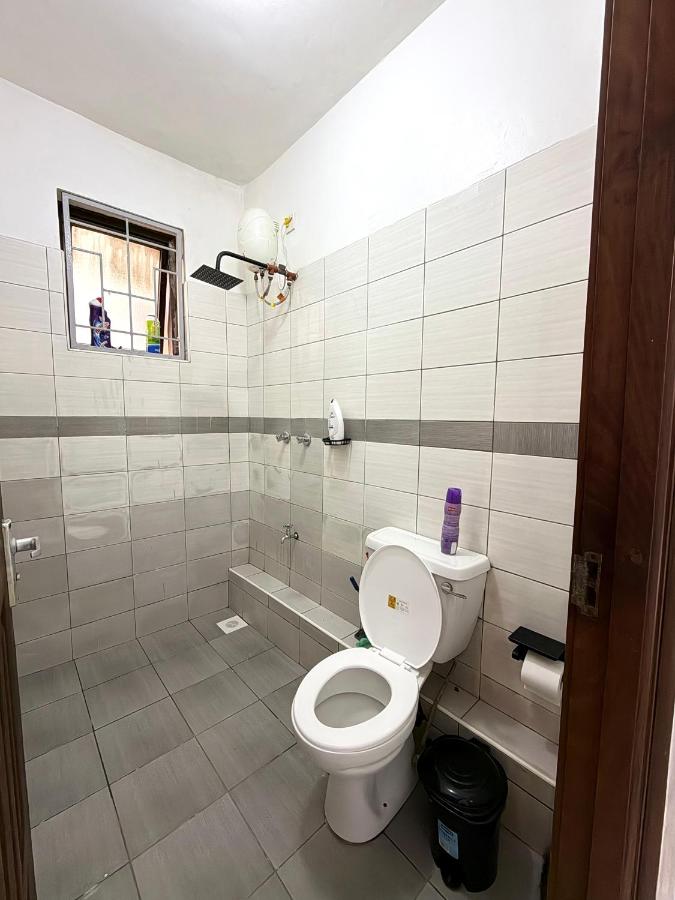 Nyali 1 BR with AC, Links Rd behind Quickmart - Ferienwohnung Mombasa