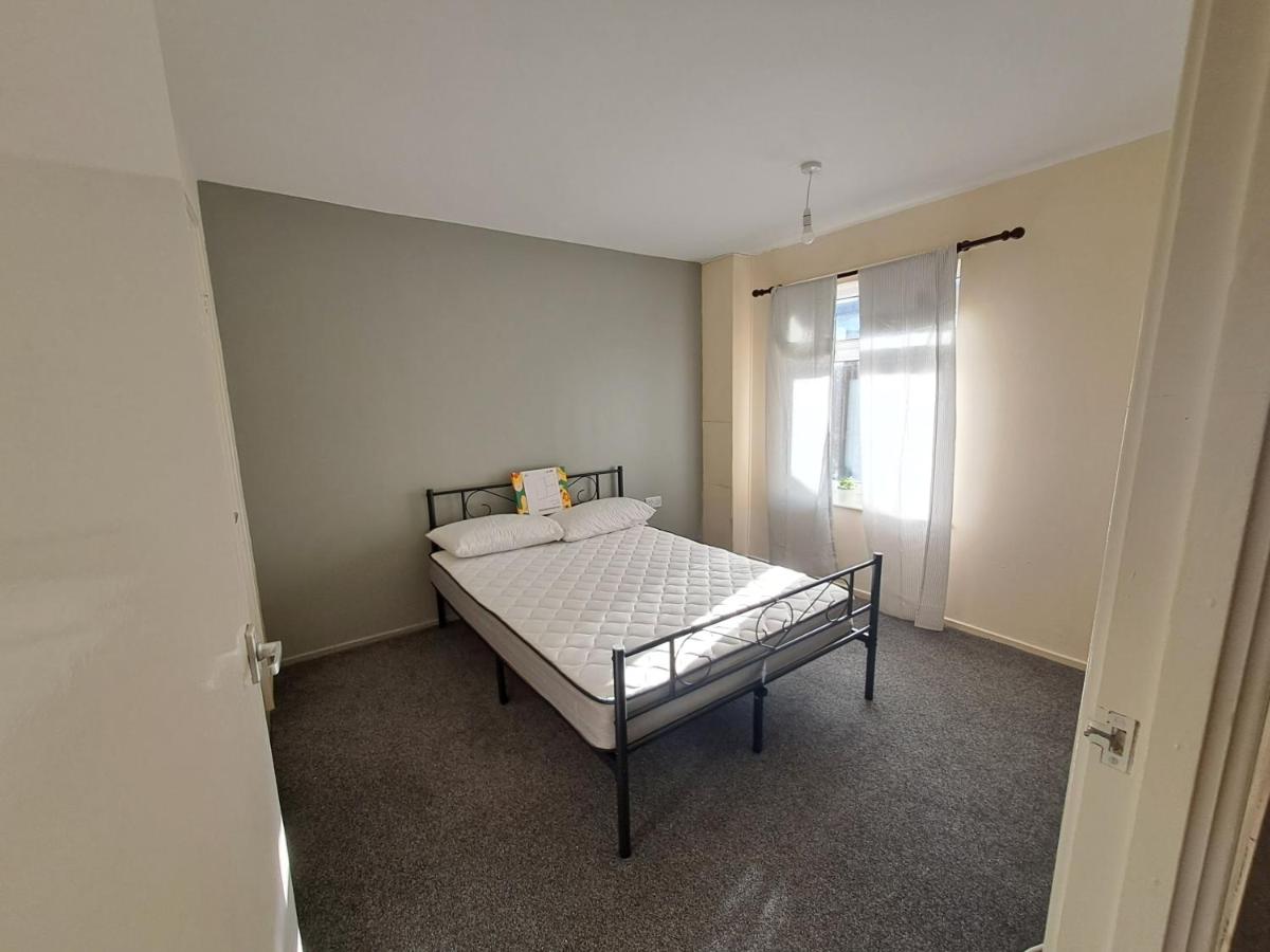 E Gardens Apartment - B&B Nottingham