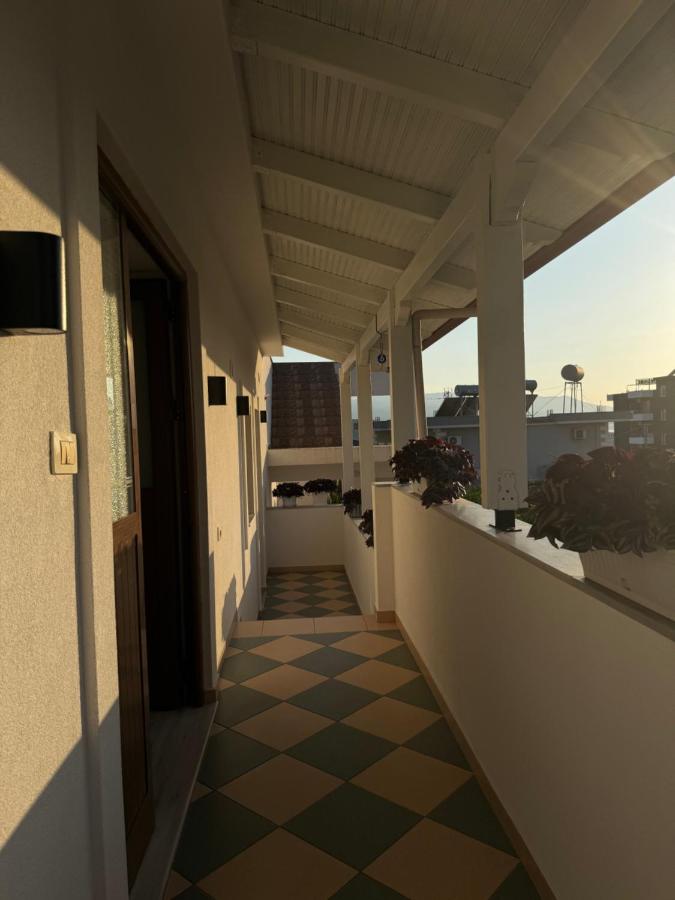 Apartment mit Balkon