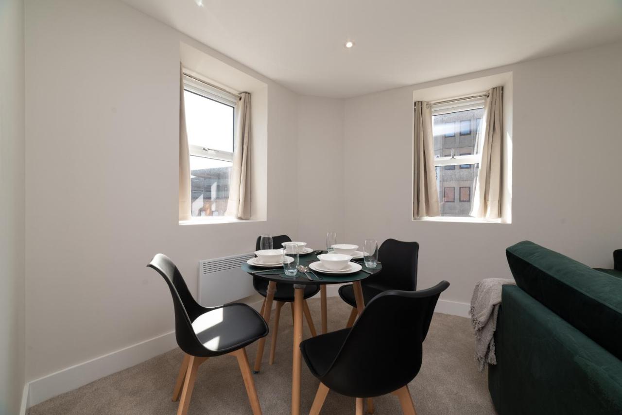 Modern 2-Bed Apartment in Hull City Centre - Chambres d'hôtes Kingston-upon-Hull