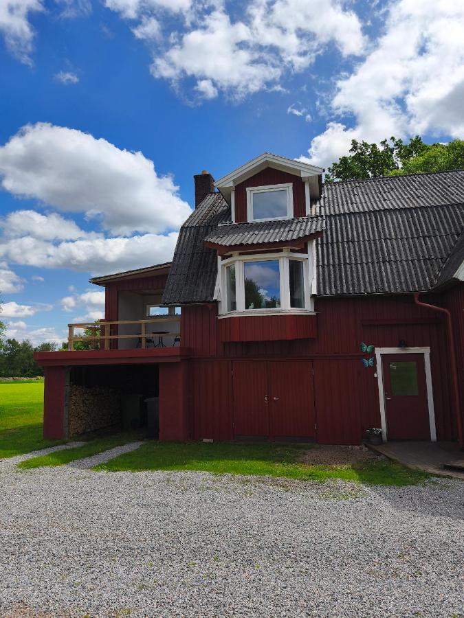 The Colored Butterfly - B&B Månstad