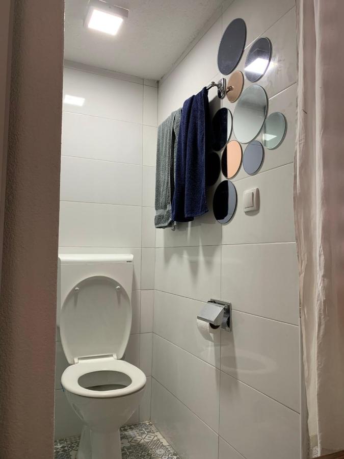 Two Olives Vacation Homes - B&B Slatina