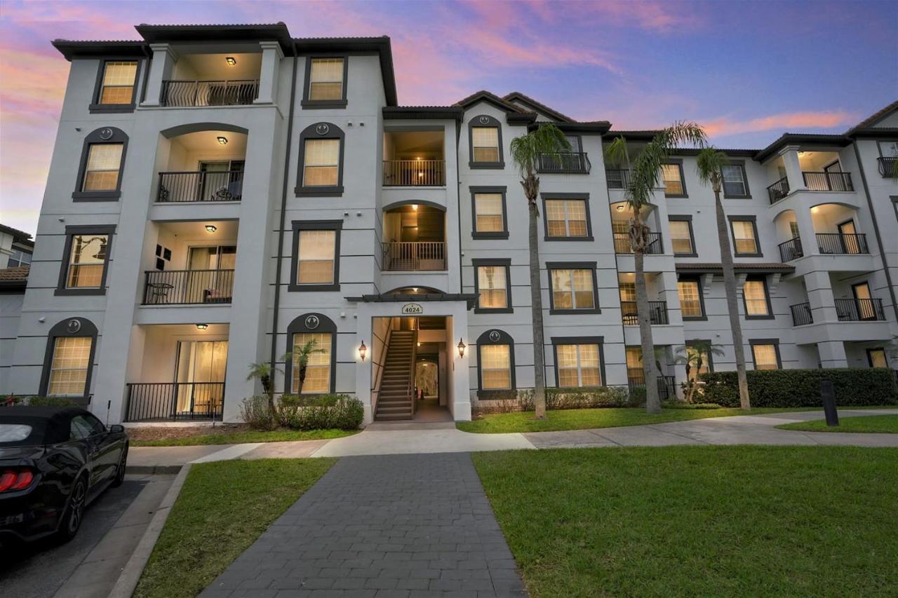 Lakeside Luxury at Vista Cay Resort - Chambres d'hôtes Orlando