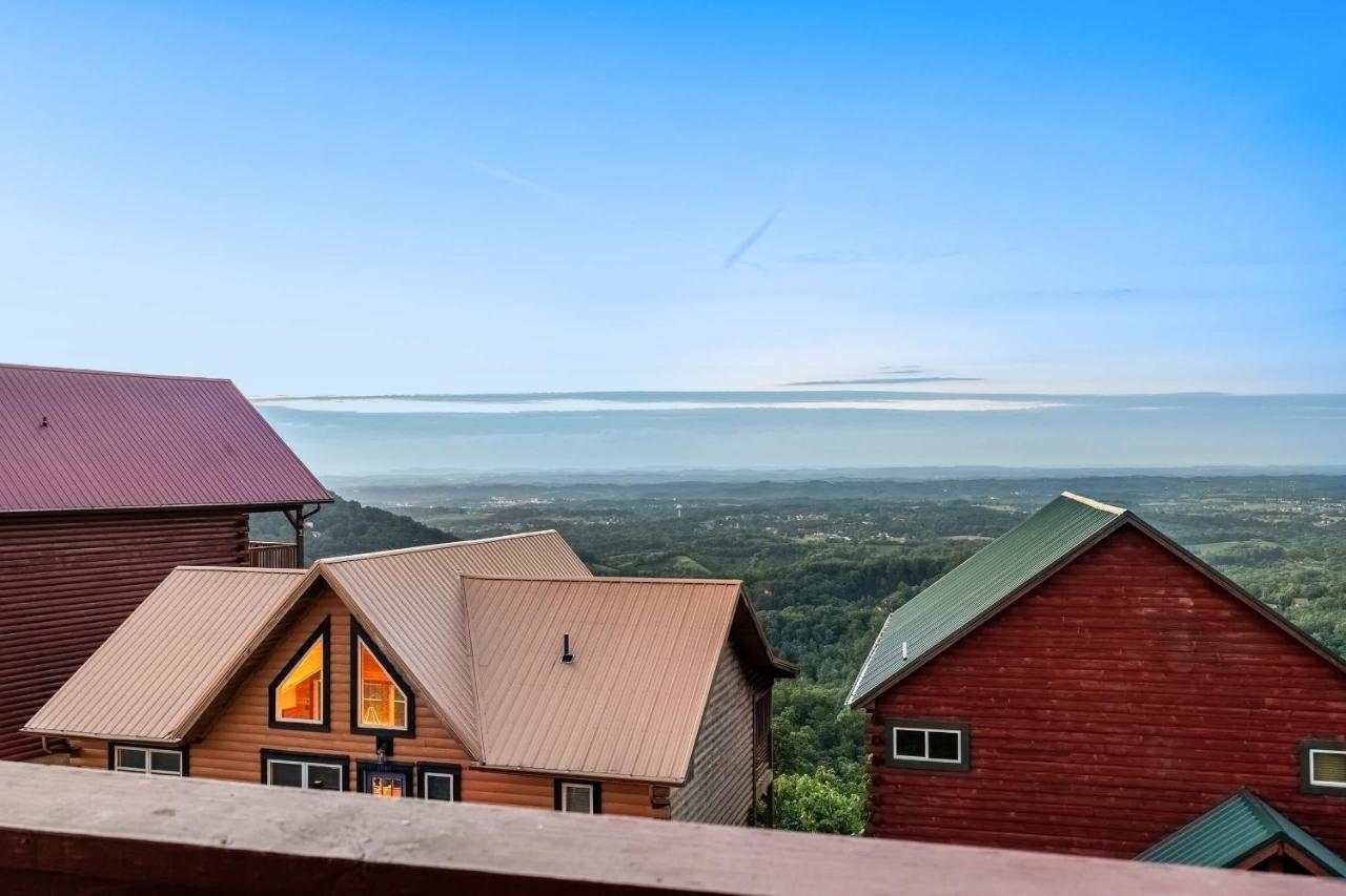 New 3BR Mountain Views Near Parkway and Dollywood - Chambres d'hôtes Sevierville
