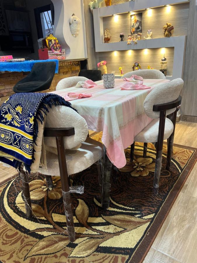 Mazen Zakaria - B&B Furquş