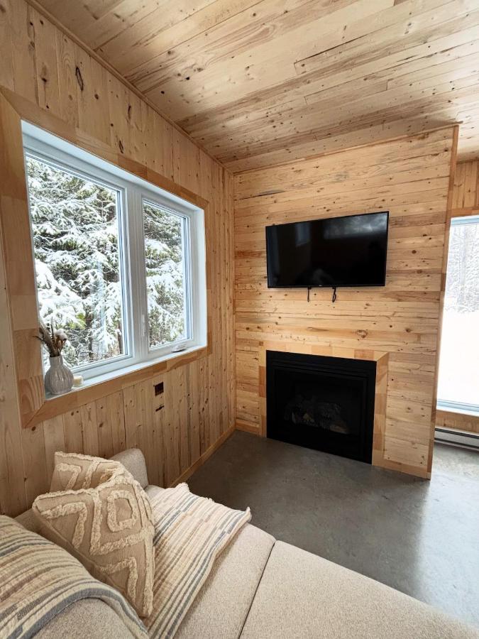 KØZY mini-chalets - Léonides - B&B Woburn