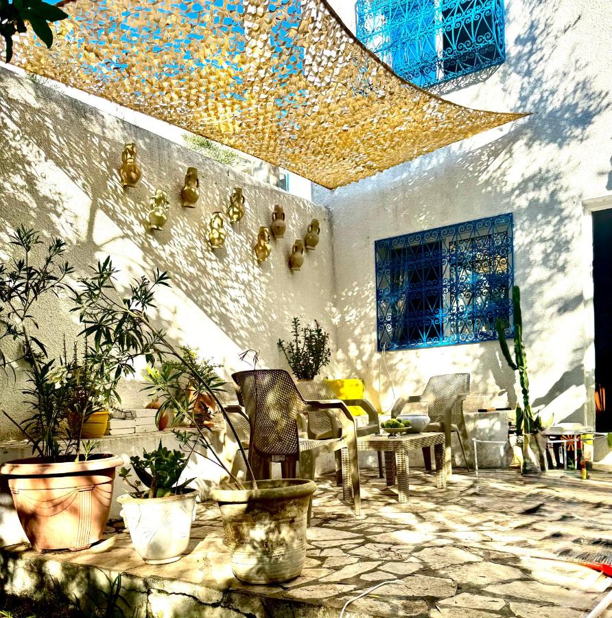 Jolie Villa Cosy Proche de la Plage - Bed and Breakfast Hammamet