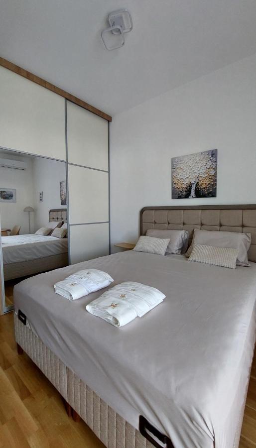 D&M Lux2 - B&B Podgorica