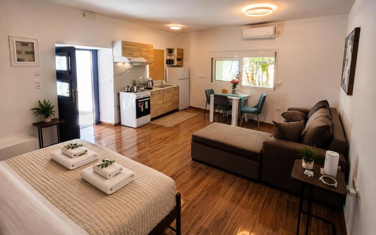 Elegant Stay in Koroni - B&B Koróni