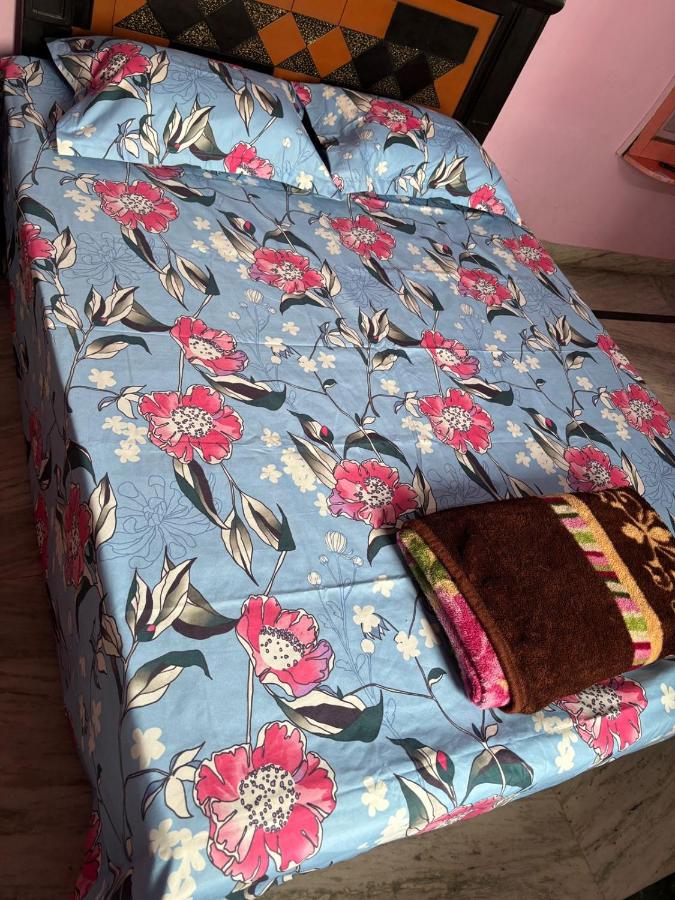 Lara Homestay duplex 3bhk - Ferienwohnung Secunderabad