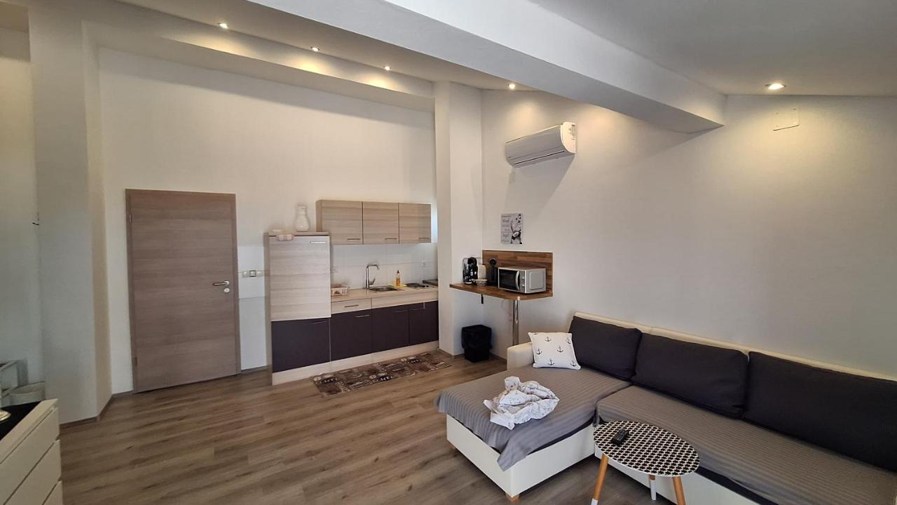 Apartment Ivan Malinska - B&B Malinska