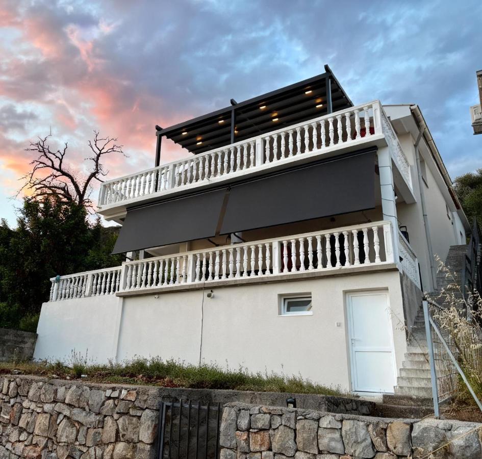 Apartmani Suzanna, apartman b - B&B Eraci