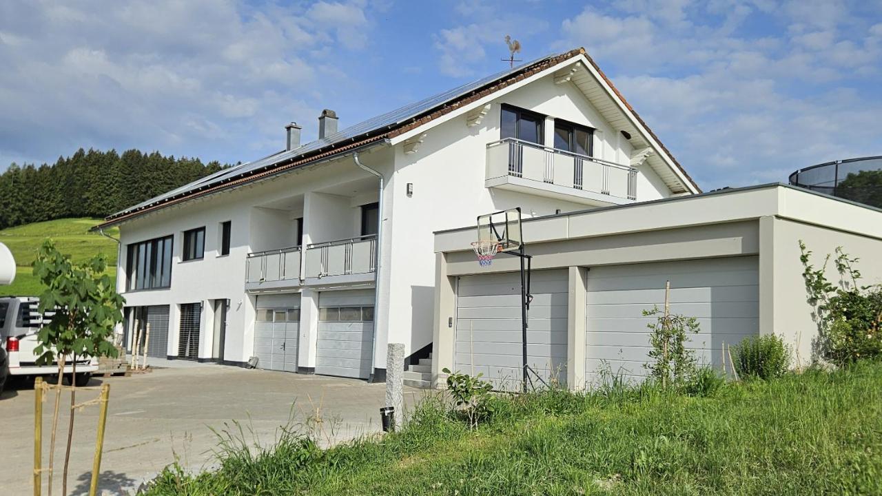 Blütenlodge Allgäu - FeWo Hochgrat - B&B Stiefenhofen