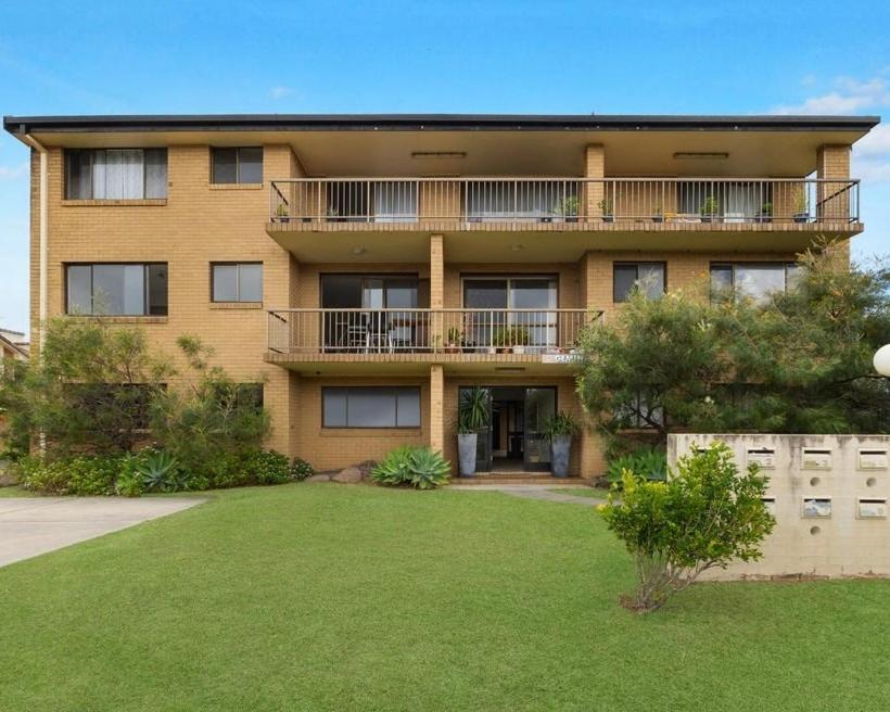 Light-Filled Apartment near Lighthouse Beach - Chambres d'hôtes East Ballina