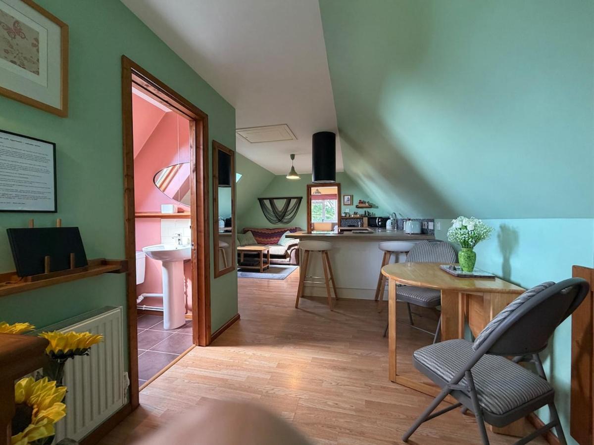 Countryside retreat, Peaceful Apartment Gated Parking - B&B Ninfield