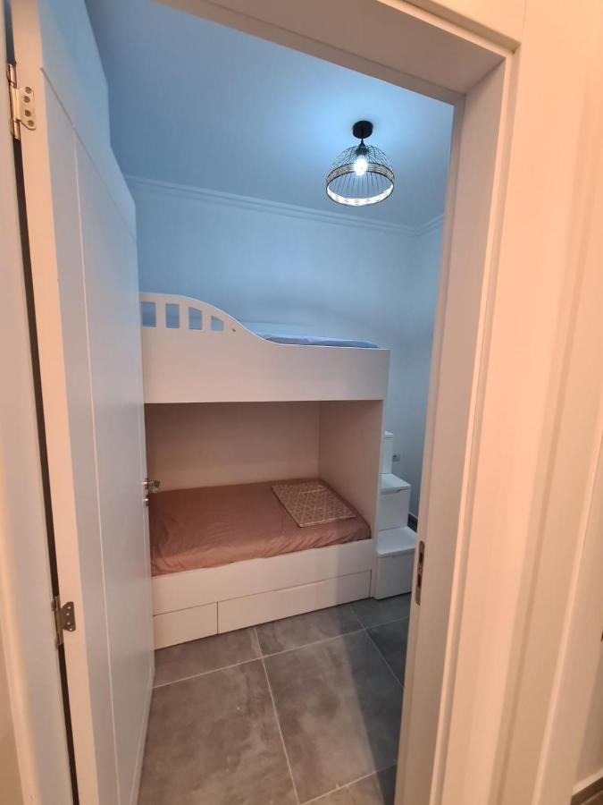 Beach House Lleshi - Ferienwohnung Tale