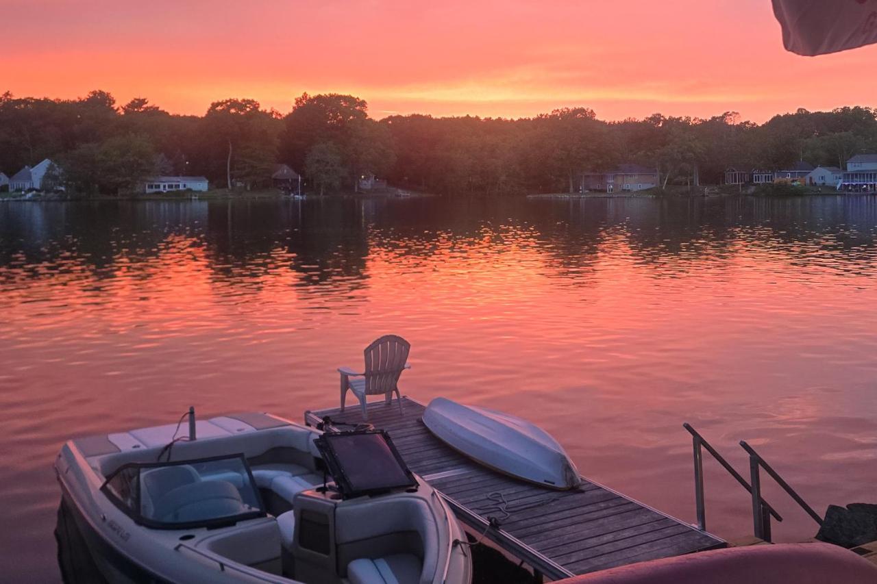 Dock & Sunset Views! Waterfront Thompson Getaway - Bed and Breakfast Thompson