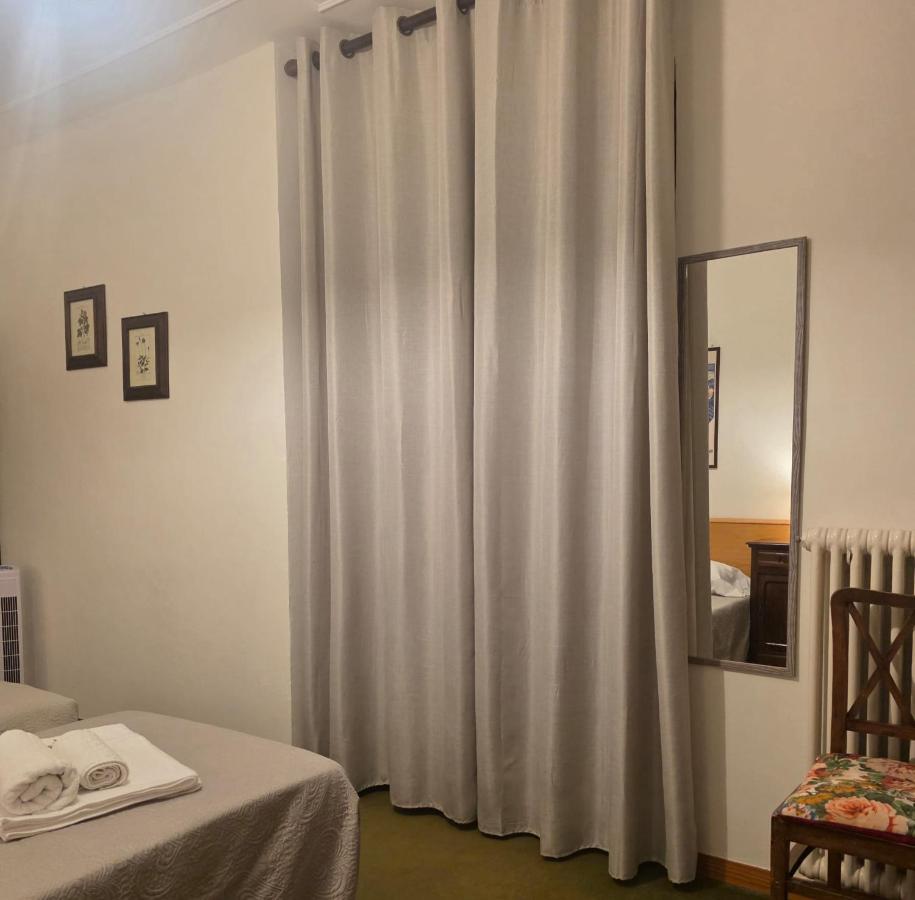 Twin Room with Private Bathroom