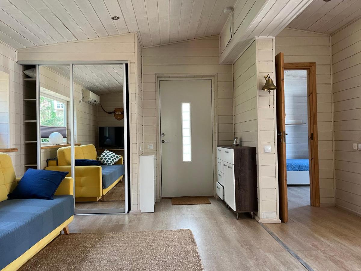 Holiday home near sea beach & pine forest - B&B Riga