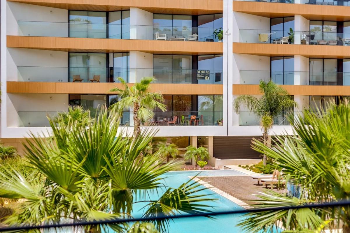 Marina Horizon - 2BR Contemporary Retreat l Olhão - B&B Olhão