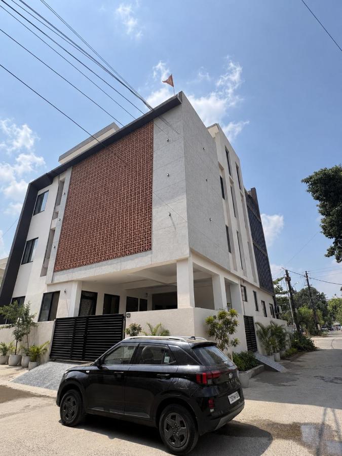 Cozy 1bhk by nestoria - Ferienwohnung Indore