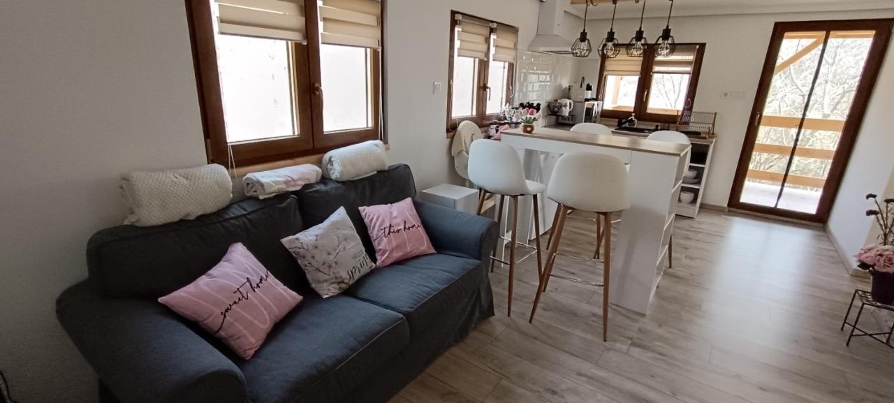 Hilltop Cottage in Szentendre, mountain view, terrace, garden - Chambres d'hôtes Szentendre