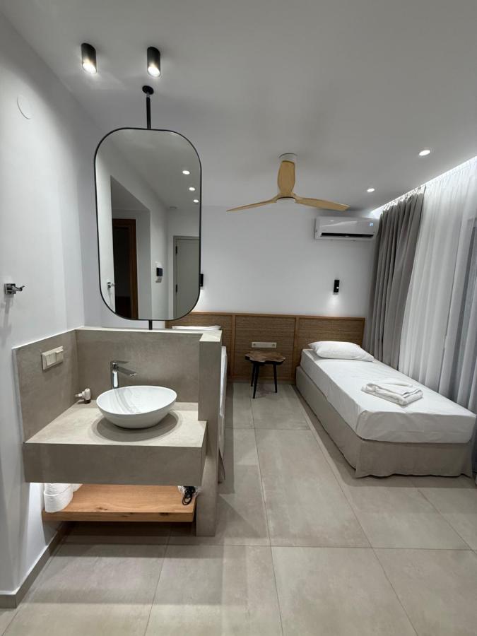 Apartment mit 2 Schlafzimmern und Poolblick