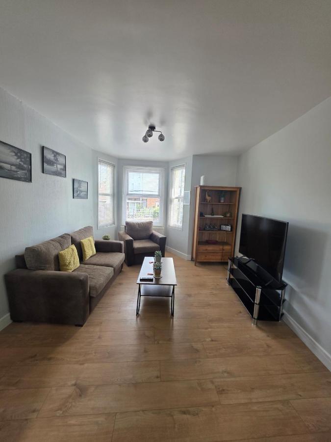 The Coastal Nest - Chambres d'hôtes Folkestone