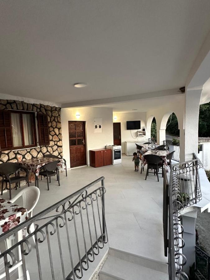Apartmani Becic - B&B Sutomore