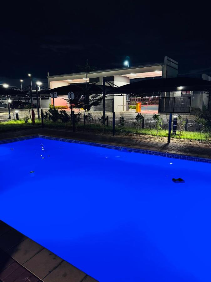 Sarona Luxe Living apartment - B&B Gaborone