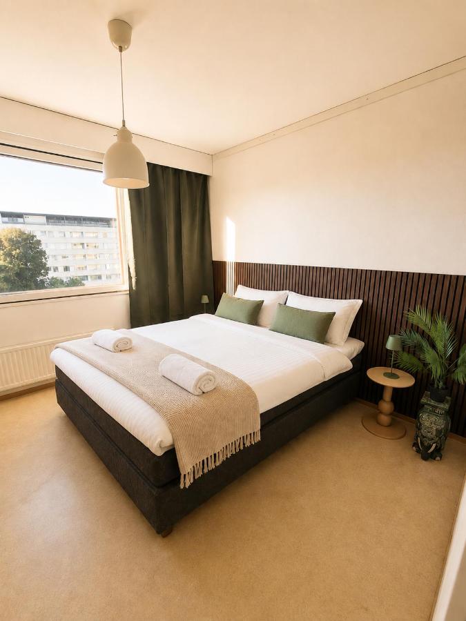 A gem in the heart of the city, with a balcony, for 5 people, ideal for remote work - Chambres d'hôtes Pori