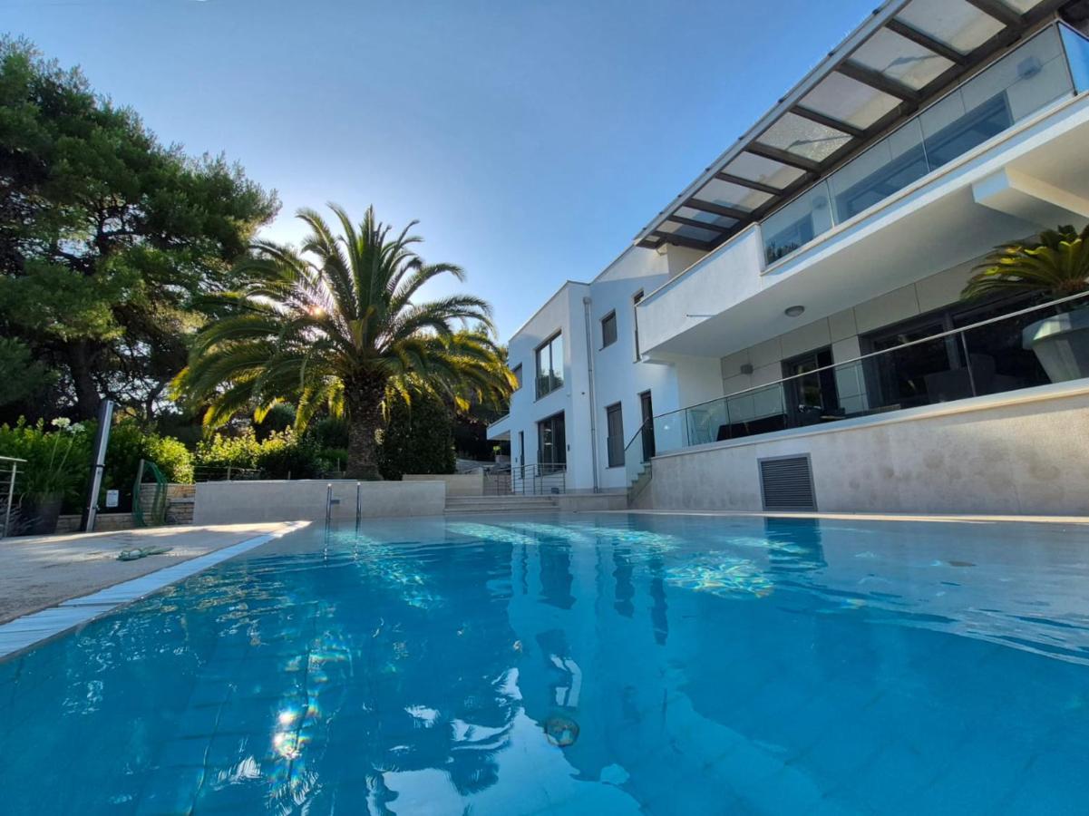 Villa Valsavia-apartment Monsena with pool and SPA - Chambres d'hôtes Rovinj